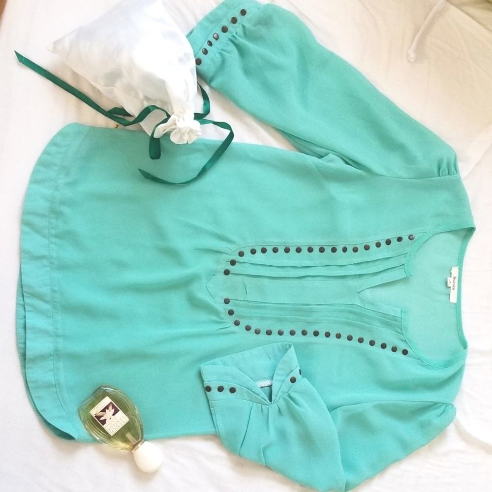 Turquoise long sleeve blouse